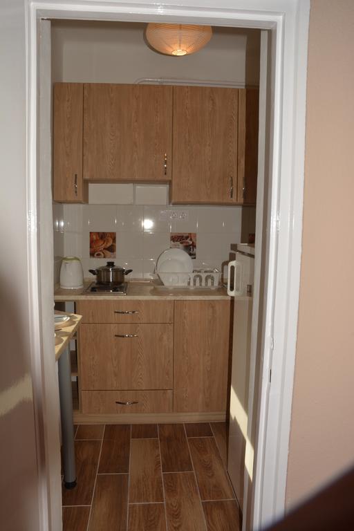 Poetyi Flat Leilighet Budapest Eksteriør bilde
